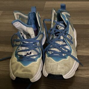 Nike Lebron XIX 19 'Space Jam' White Sneaker, Size 6 Y / 8W DD0418-100